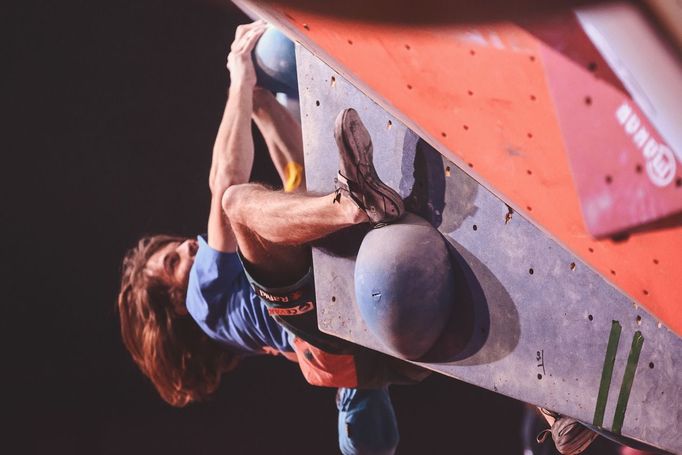 Bouldering: Tomáš Bitner