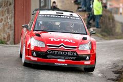 Britskou rallye vyhrál poprvé v kariéře Sébastien Loeb