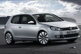 Volkswagen Golf Nový, cena: 360 - 565 (řada Trendline)  Motor: 1,4 Emise CO2: 159 Šrotovné: ANO