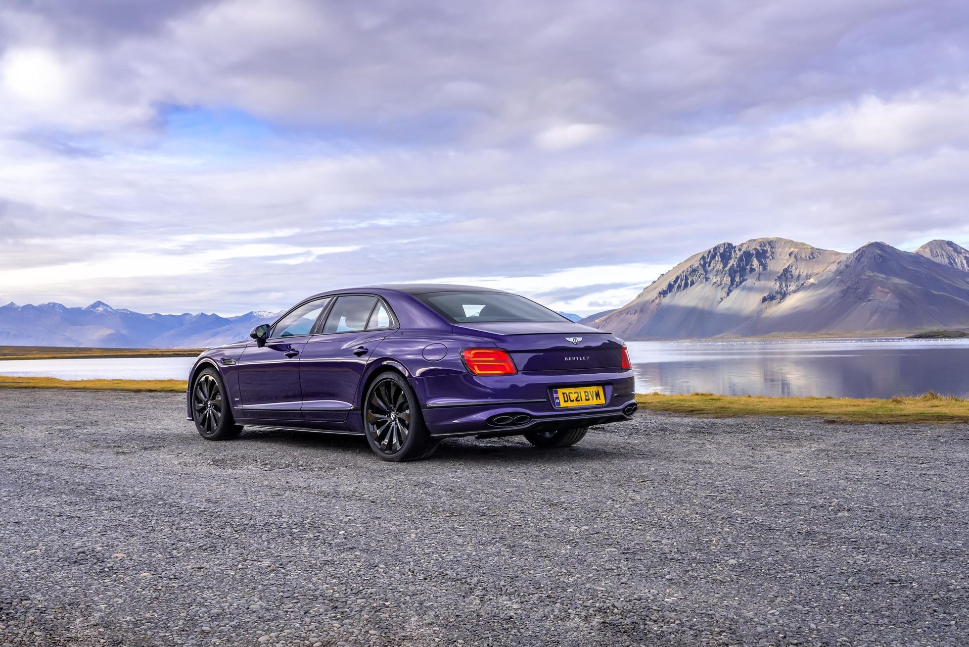 Bentley Flying Spur Hybrid