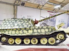 Původní Panzerjäger Elefant vystavený v ruském tankovém muzeu Kubinka.