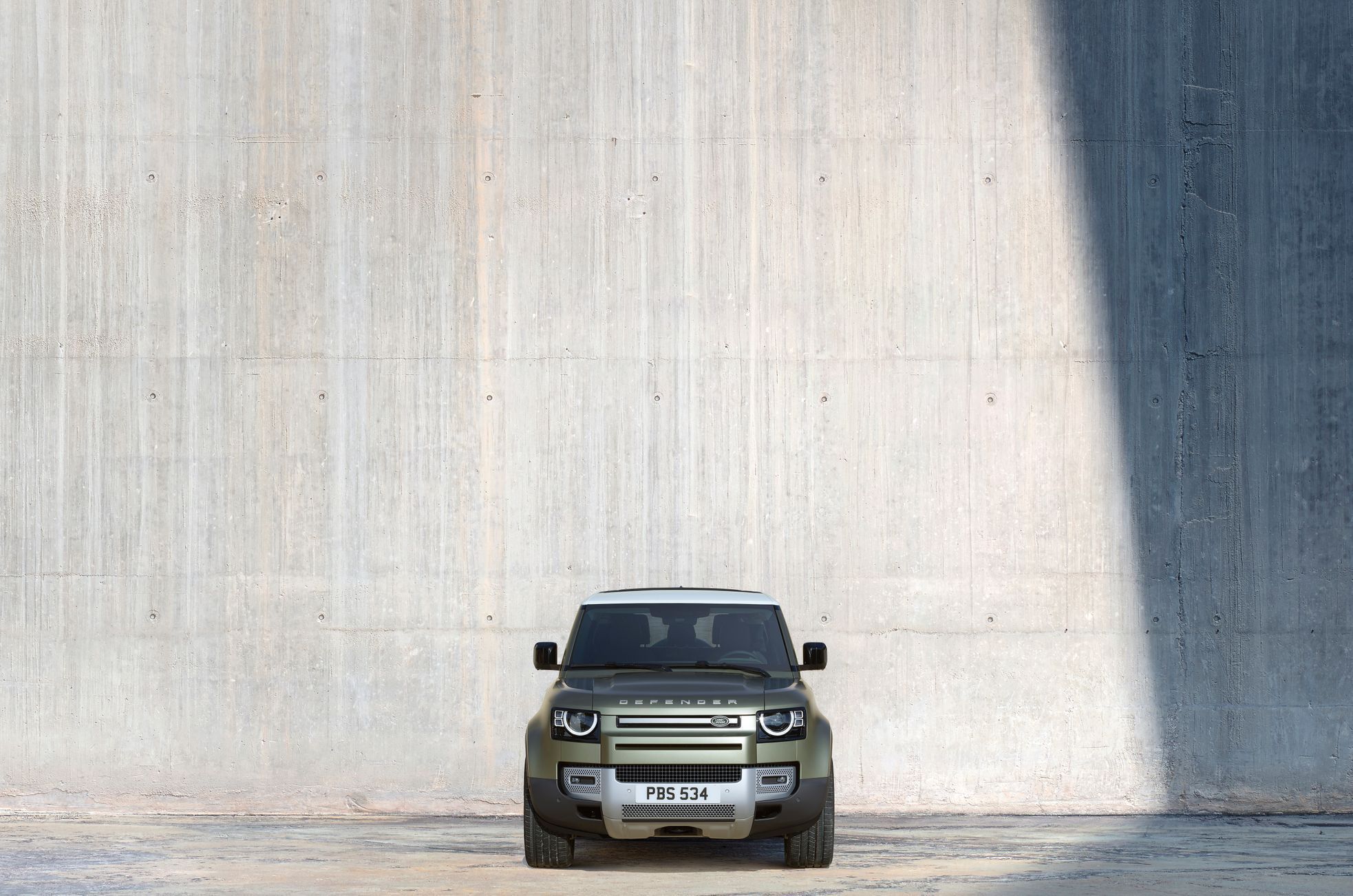 Land Rover Defender 2019