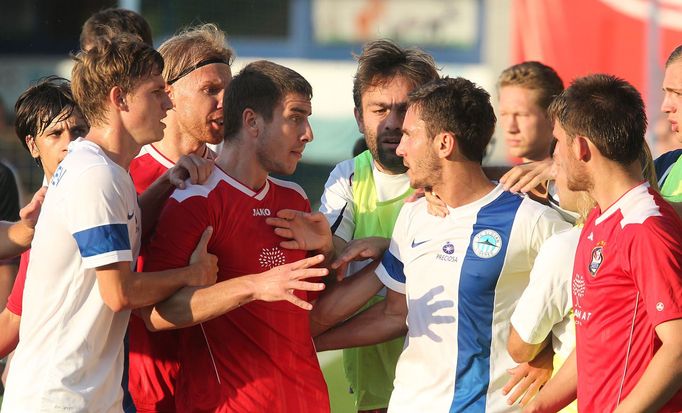 Fotbal, EL, Liberec - Skonto Riga: hádka