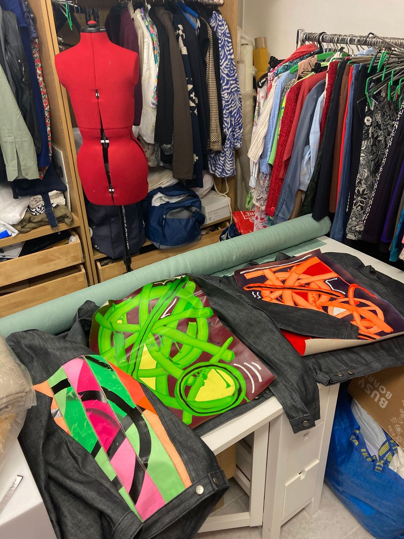 plátna, džísky, móda, umění, denim, výtvor, tvorba, řemeslo, Filip Jeřábek