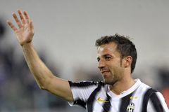 Juventus v boji o titul zaváhal, AC Milán jej dohání