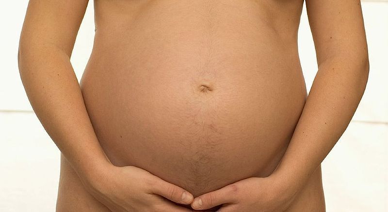 Těhotná žena, 34. týden těhotenství