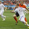 Stoch uniká Kuytovi v zápase Nizozemsko - Slovensko