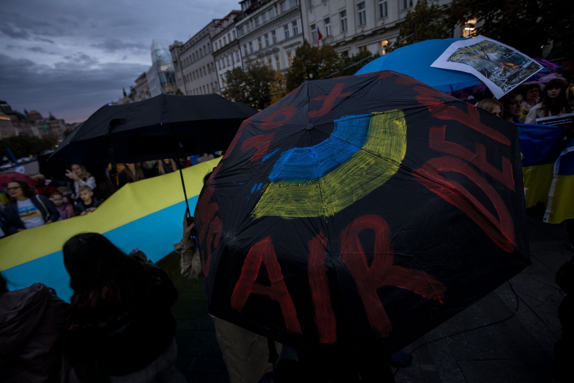 Deštník pro Ukrajinu, demonstrace na Václavském náměstí