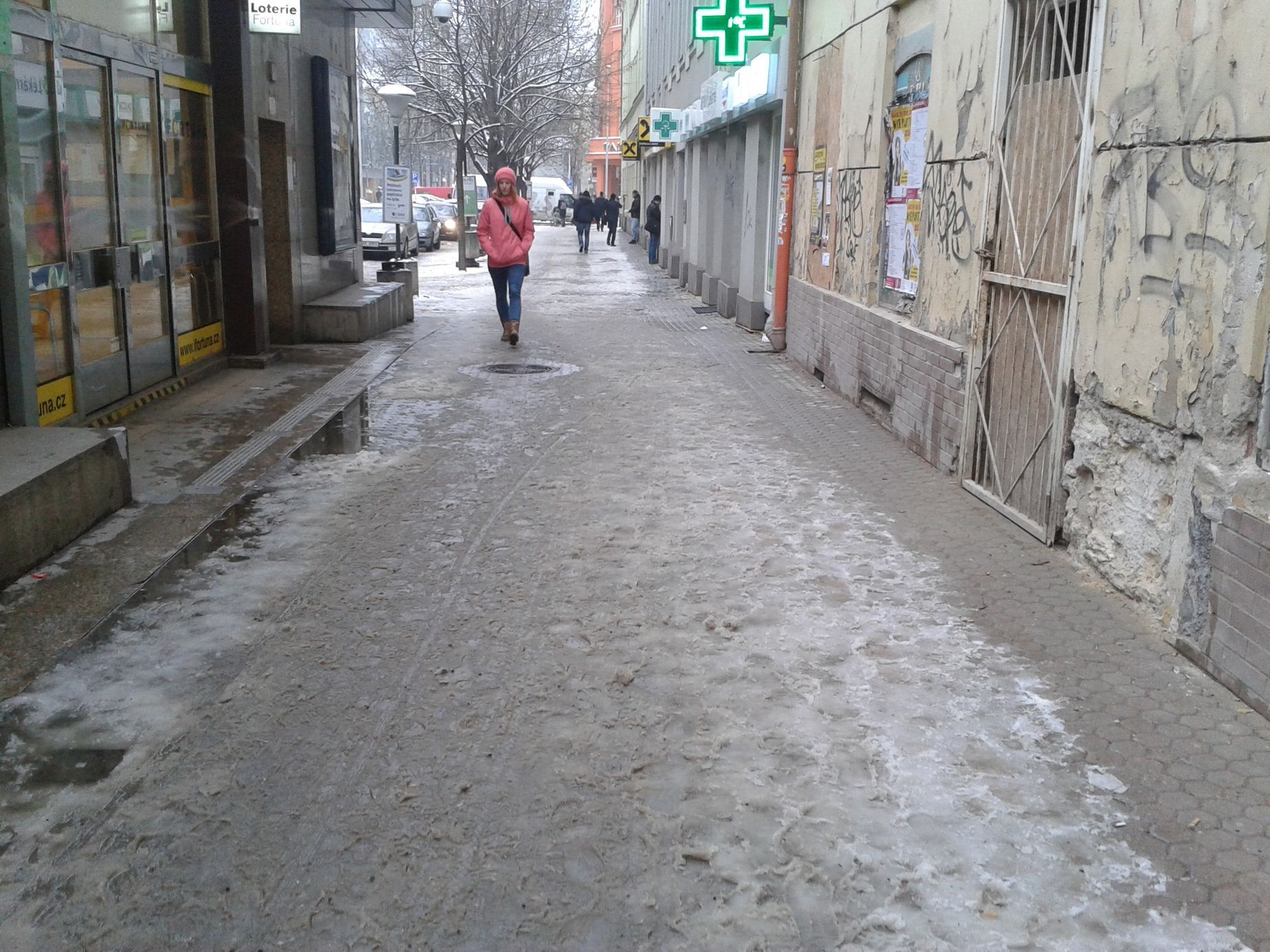 sníh a chodníky v Praze