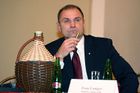 Langer: Coca ban in Bolivia equals slivovitz ban in ČR