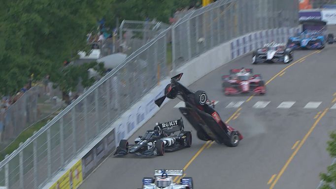 Marcus Ericsson v závodě IndyCar v Nashvillu 2021