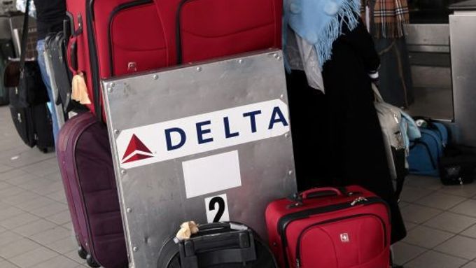 Cestující letu 253 v bezpečí na detroitském letišti