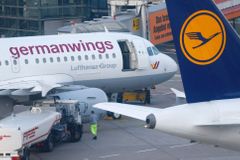 Lufthansa zaplatí rodinám obětí okamžité výdaje