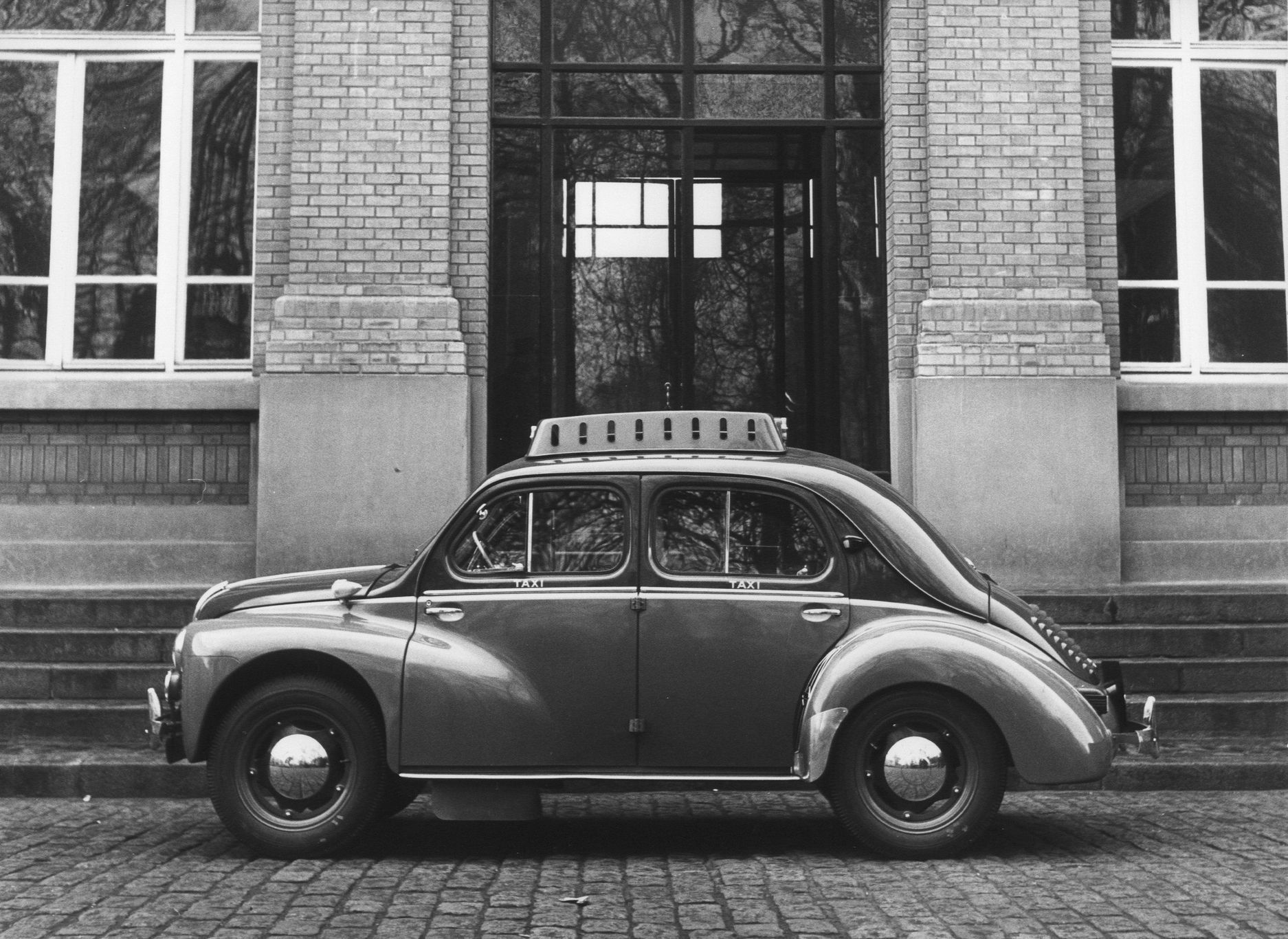 Renault 4CV