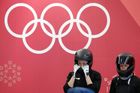 Ruské bobistky Naděžda Sergejevová a Anastasia Kočeržovová na ZOH 2018