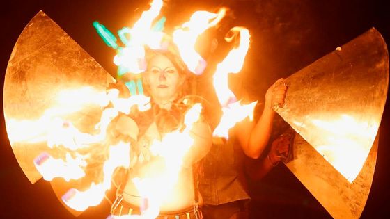 Foto: Burning Man mění poušť v úžasné místo plné umění