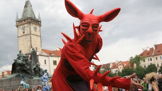 Cirkus na Letné: Vyženeme nudu z Prahy!