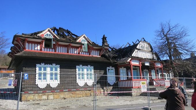 Vyhořelá chata Libušín.