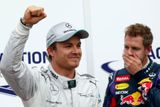 Zatímco Nico Rosberg slavil pole position, jeho krajan a obhájce titulu Sebastian Vettel byl notně zasmušilý.