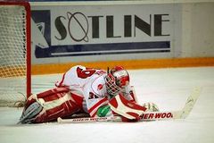 Hašek ztratil v utkání KHL na několik sekund vědomí