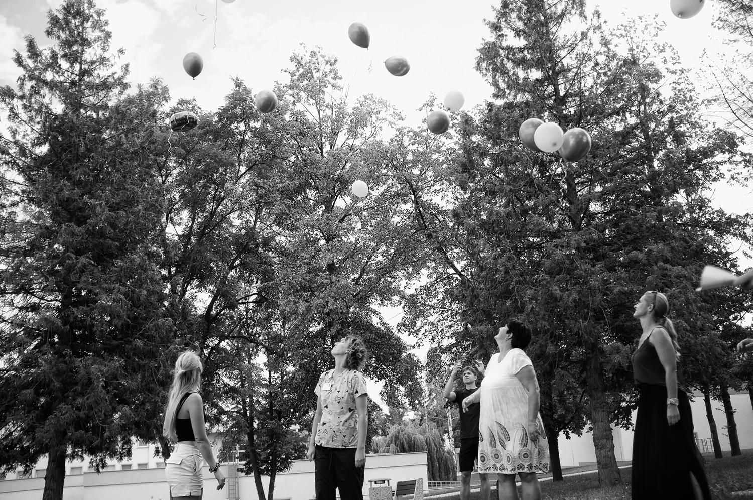 Michael Hanke: Naděje (snímky ze souboru, který vznikl na oddělení dlouhodobé a intenzivní ošetřovatelské péče pro děti v nemocnici v Hořovicích).