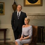 Seriálová Claire je manželka vlivného kongresmana a později amerického prezidenta Franka Underwooda, kterého hraje Kevin Spacey.