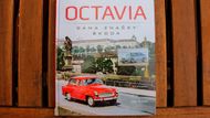 Kniha Octavia - Dáma značky Škoda mapuje historii jak prototypu Spartak, tak původního modelu z roku 1959 a novodobé Octavie představené v roce 1996. Nechybí ani informace k nejnovější, v pořadí čtvrté z roku 2019.