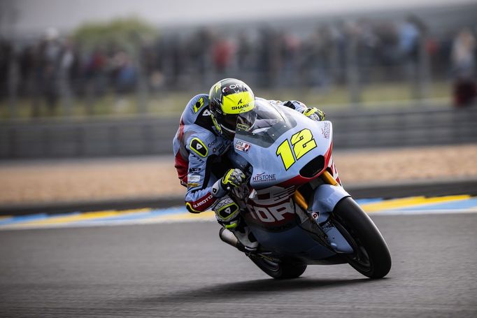 Filip Salač na motocyklu Moto2 týmu Gresini Racing při VC Fracnie 2023