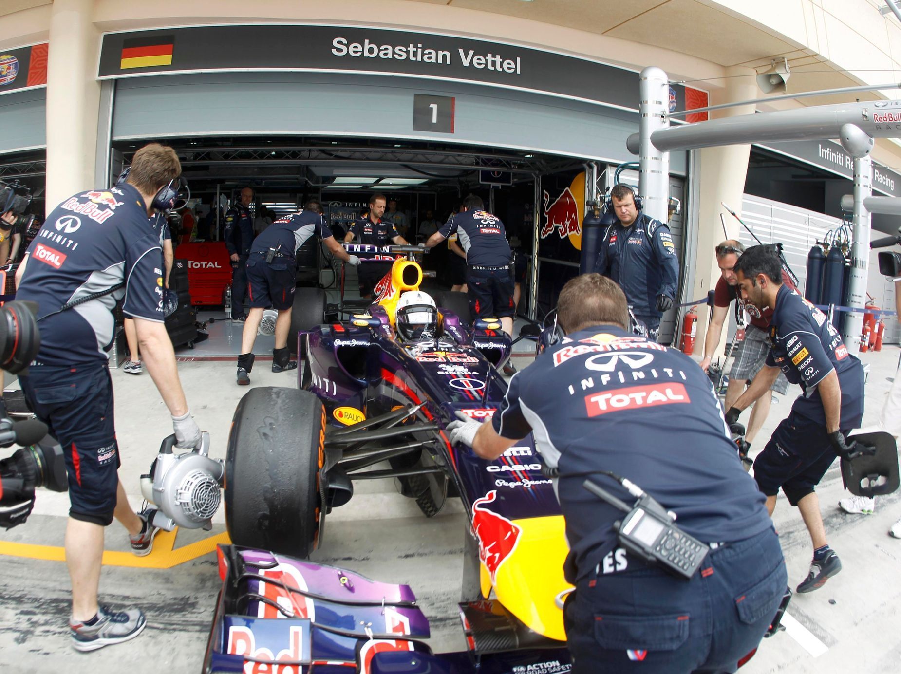 F1, VC Bahrajnu: Sebastian Vettel, Red Bull