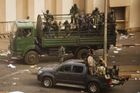 Premiéra Mali zadrželi vojáci. Pak oznámil demisi vlády