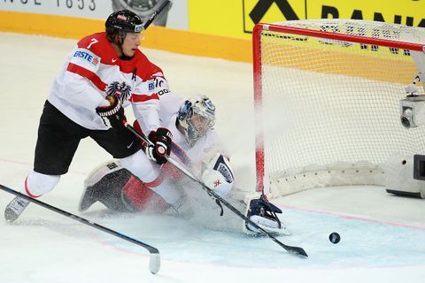 MS 2015, Česko-Rakousko: Ondřej Pavelec - Brian Lebler (7)