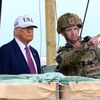 Fort Bragg, USA, Donald Trump. armáda, základna, vojáci