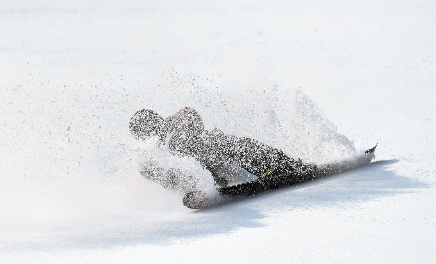 Brit James Woods padá ve finále slopestylu