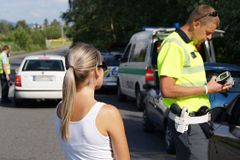 Policie získá páku na potrestání zdrogovaných řidičů