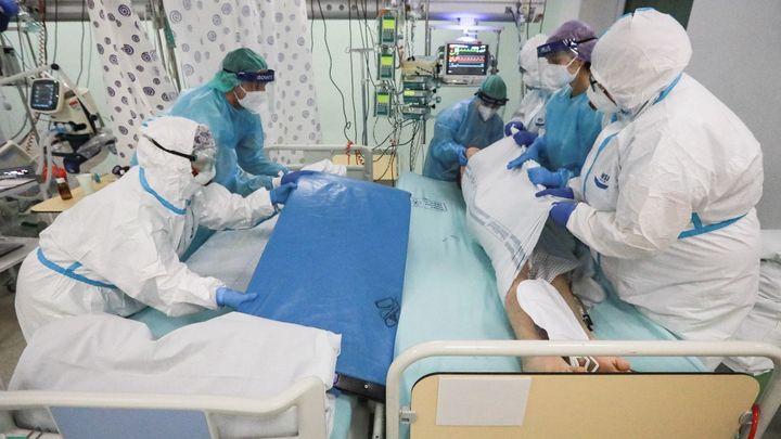 Vědec: Reálně je až třikrát víc nakažených. Musíme masivně testovat a omezit kontakty; Zdroj foto: Jakub Plíhal