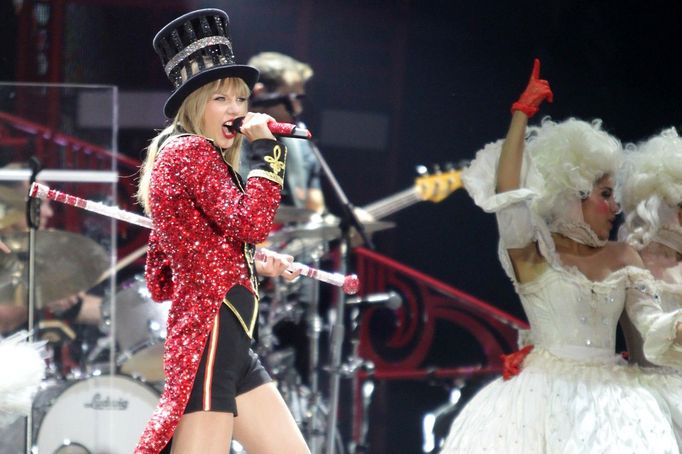 O firmu Live Nation se senátoři zajímají, protože její dceřinná společnost Ticketmaster v listopadu nezvládla prodej vstupenek na koncerty zpěvačky Taylor Swift.