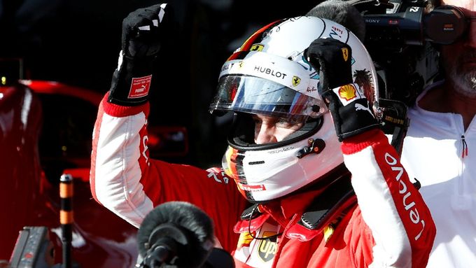 Sebastian Vettel absolvuje v Sáchiru 200. Velkou cenu své úspěšné kariéry