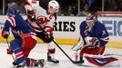 Zach Parise v šanci proti Rangers