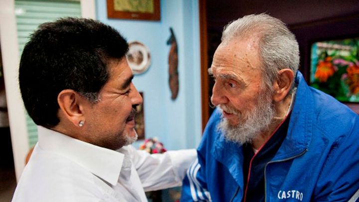 "Nenávidím všechno z USA." Maradona se přátelil s diktátory, Castra nazýval otcem