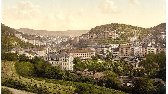 Prohlédněte si Karlovy Vary tak, jak vypadaly na přelomu 19. a 20. století.