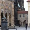 Vyjímání korunovačních klenotů ve Svatováclavské kapli