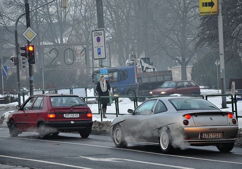 Ve smogu bez jízdenky