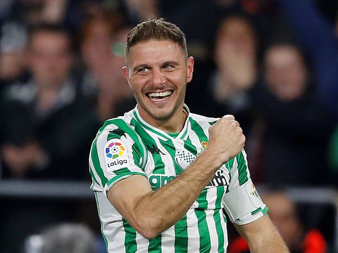 Soccer Football - Copa del Rey - Semi Final First Leg - Real Betis v Valencia - Estadio Benito Villamarin, Seville, Spain - February 7, 2019   Real Betis' Joaquin celebra