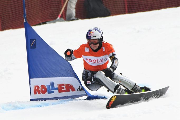 Ester Ledecká vyhrála Křišťálový globus v den svých narozenin