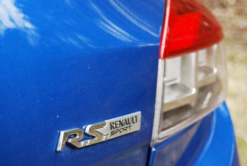 Automoto - Renault mégane RS - 18