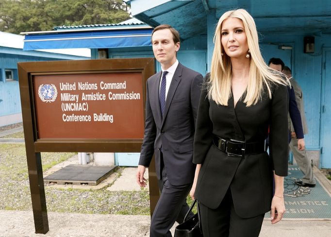 Ivanka Trumpová a Jared Kushner na hranicích obou Korejí