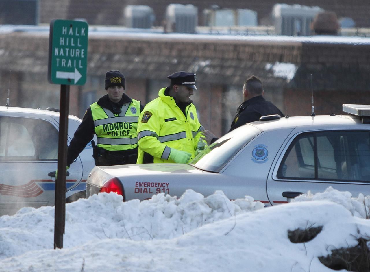 newtown - usa - sandy hook - leden 2013