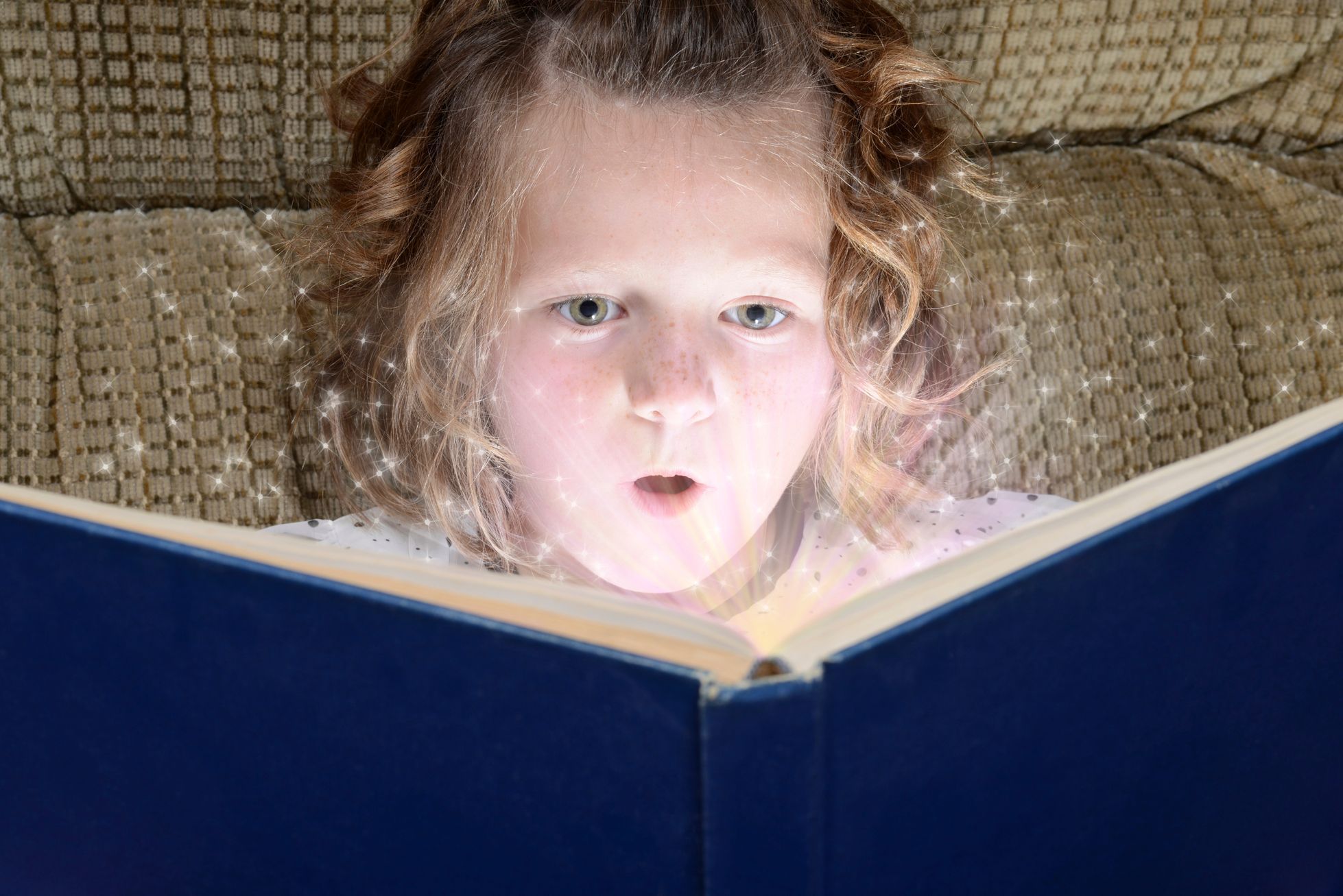 Děti - pohádky - kniha - čtení - dítě