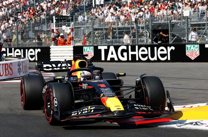 Max Verstappen v Red Bullu během kvalifikace na VC Monaka F1 2023