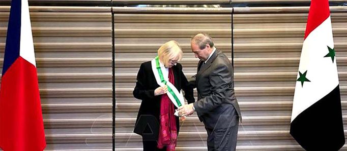 Prezident Bašár Asad udělil v roce 2023 české velvyslankyni v Damašku Evě Filipi syrský řád za zásluhy vysoké třídy.